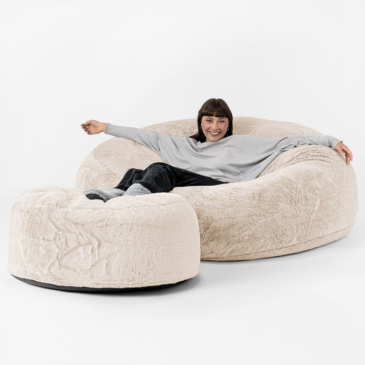 Puff Gigante 'Mega-Mamut' - Piel de Conejo Sintética Blanco 02